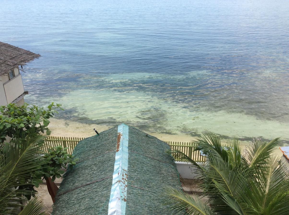 Cronin Residence Resort Oslob Exterior photo